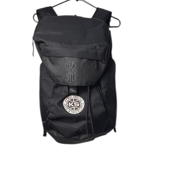 Nike Kyrie Irving Basketball Backpack – Black, Drawstring Top, Pre-Owned - Picture 1 of 11